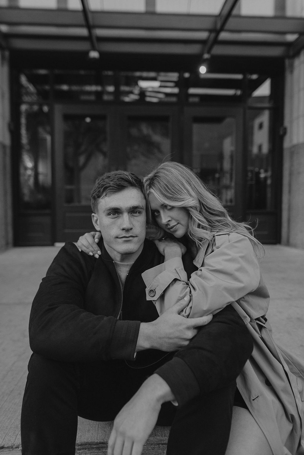 DownTown Des Moines Trendy flash engagement session